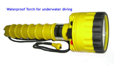 189106waterproof diving torch (1)